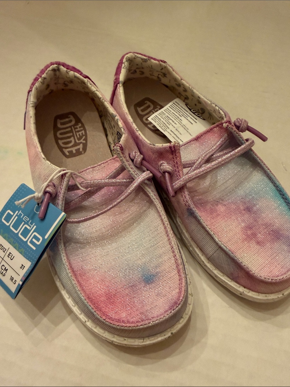 Hey Dude Kids Girl Wendy Youth Dreamer kids 12 NWT